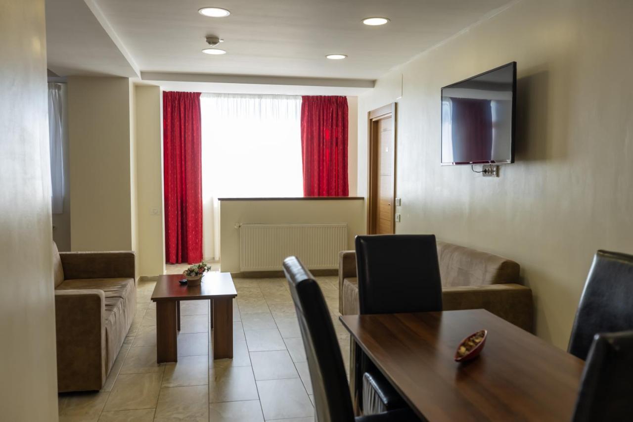 Aparthotel Sir Fundeni Tower Bucharest Exterior photo